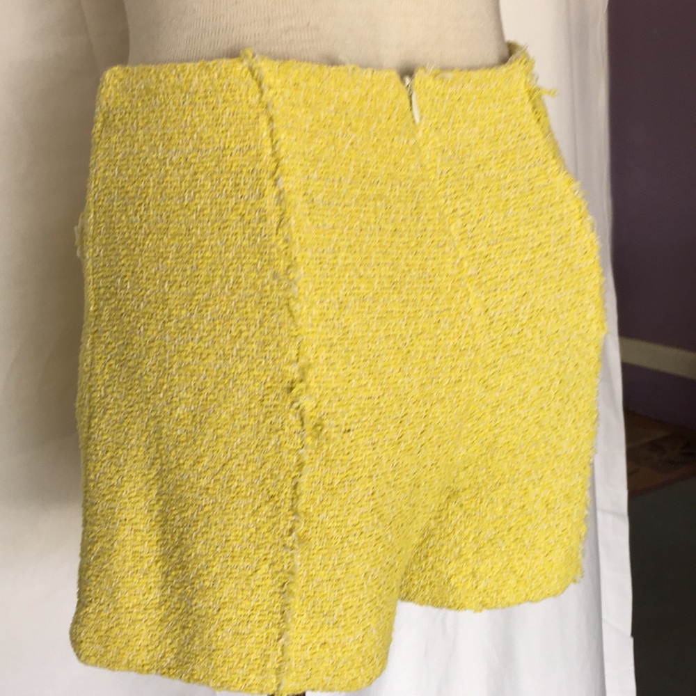Zara basic yellow shorts Sz M - Picture 7 of 8